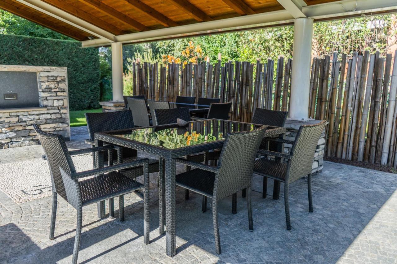 B&B Arcobaleno Longone al Segrino Экстерьер фото